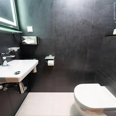 Top-floor 97m2 2br - Balcony - 2 Parking Spaces Апартаменты Таллин